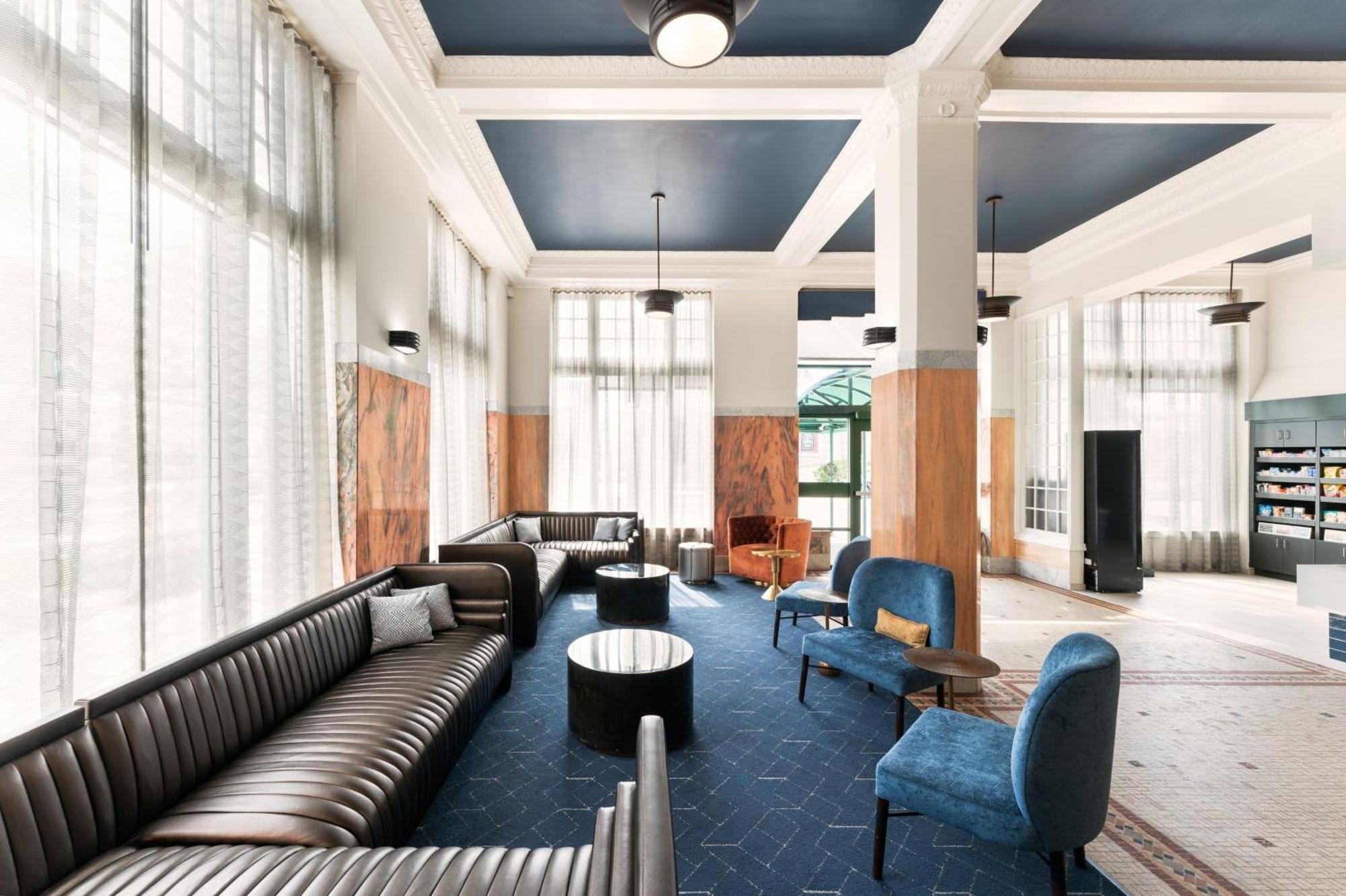 Hotel Courtyard By Marriott St. Petersburg Downtown Exterior foto