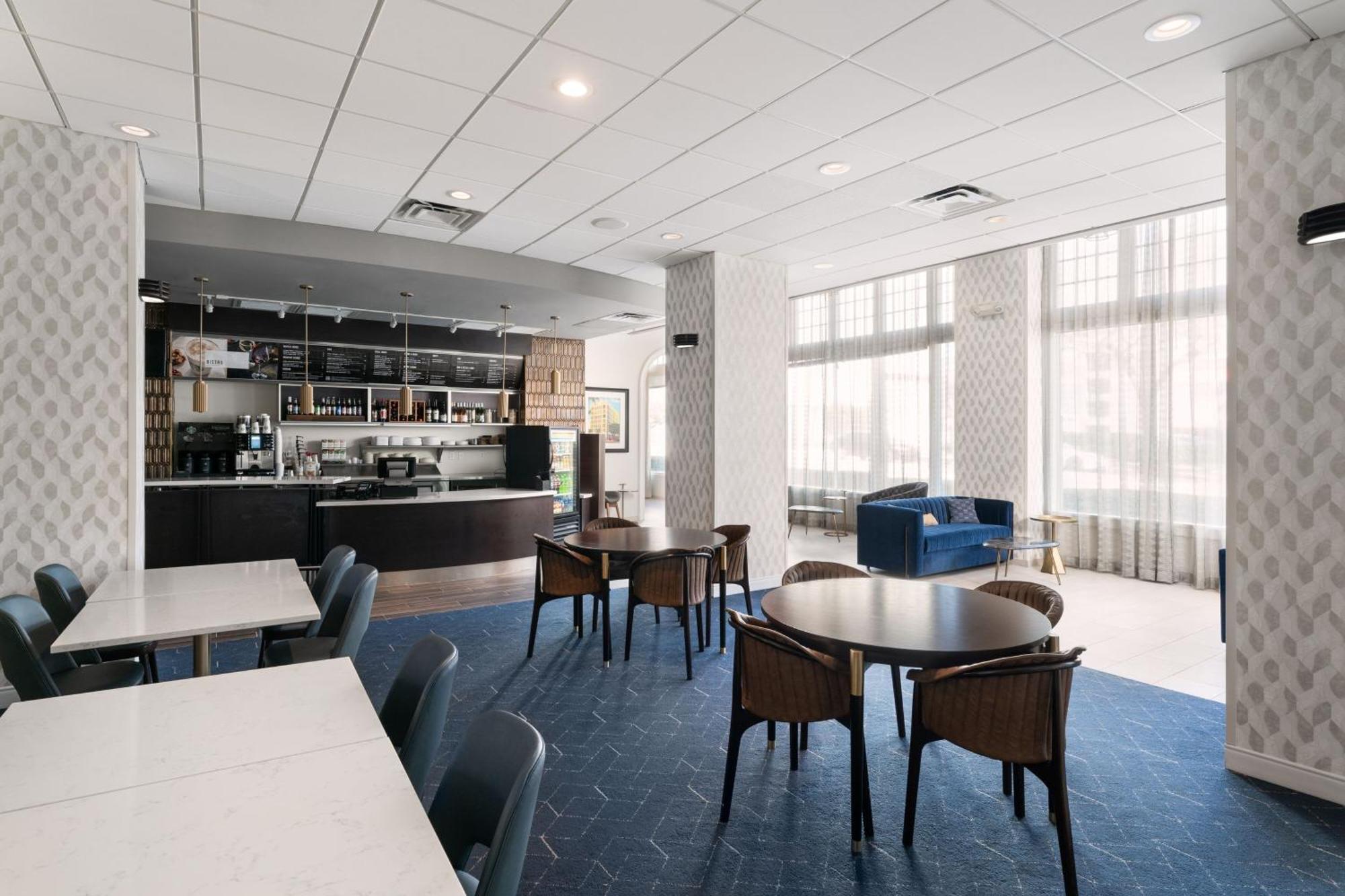 Hotel Courtyard By Marriott St. Petersburg Downtown Exterior foto