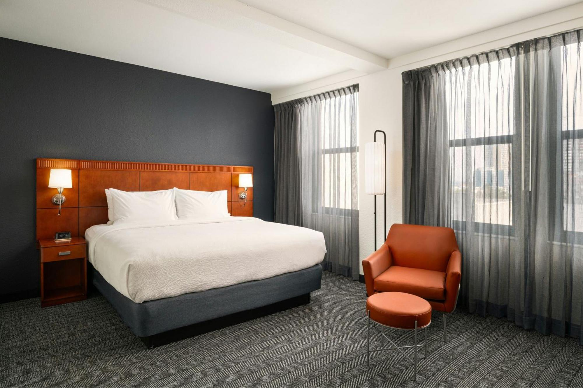 Hotel Courtyard By Marriott St. Petersburg Downtown Exterior foto