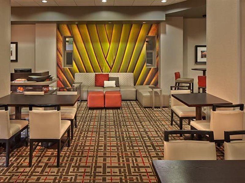 Hotel Courtyard By Marriott St. Petersburg Downtown Exterior foto